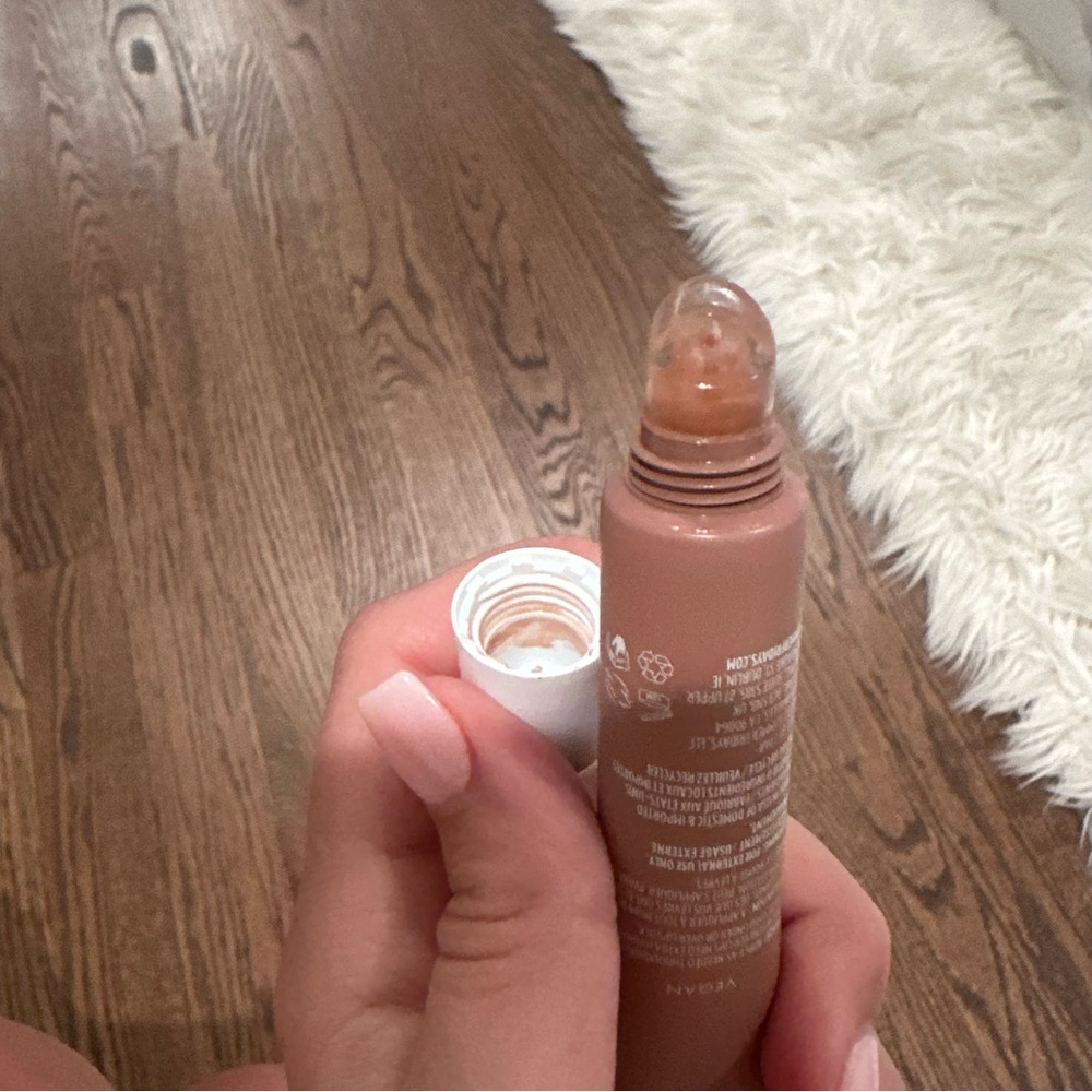 Summer Fridays Lip Butter Balm Vanilla Beige - Picture 4 of 4